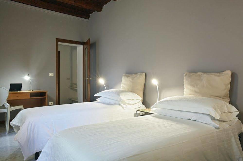 L'Ospite Appartamenti Verona Exterior foto